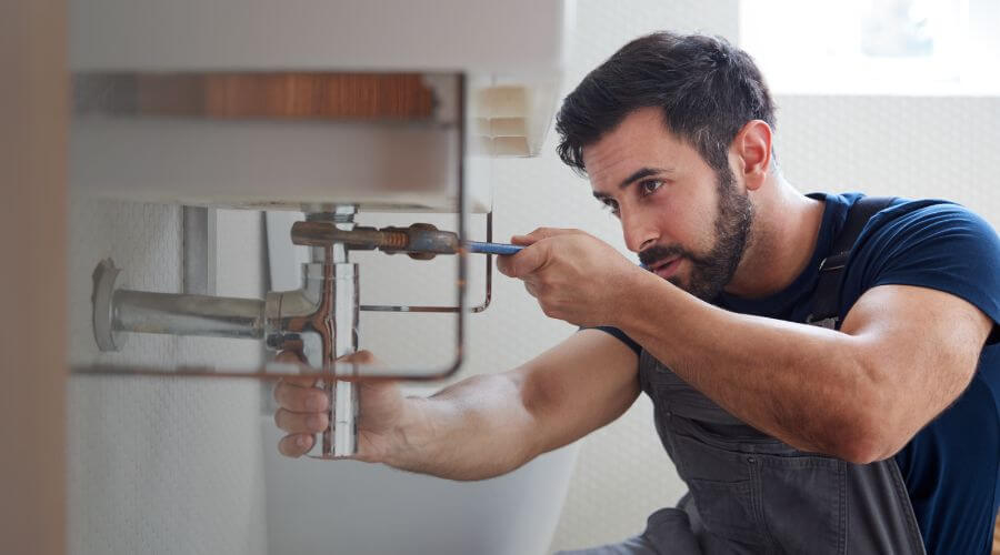 Professional water heater installation services in Runge, TX